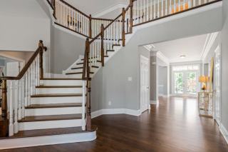 Changer les balustres d'un escalier : guide pratique