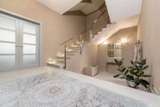 Encombrement escalier : reculement et emprise au sol