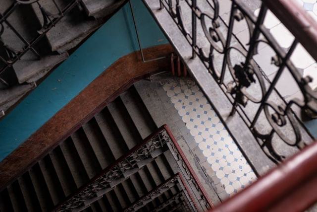 Escalier quart tournant chêne : guide escalier bois