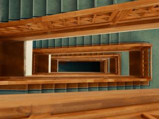 Escalier en hêtre massif Ambene : qualité et élégance
