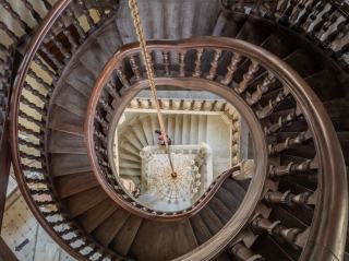 Giron d'une marche d'escalier : définition et normes