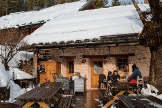 Escalier Rhône-Alpes : trouver un poseur ou revendeur bois